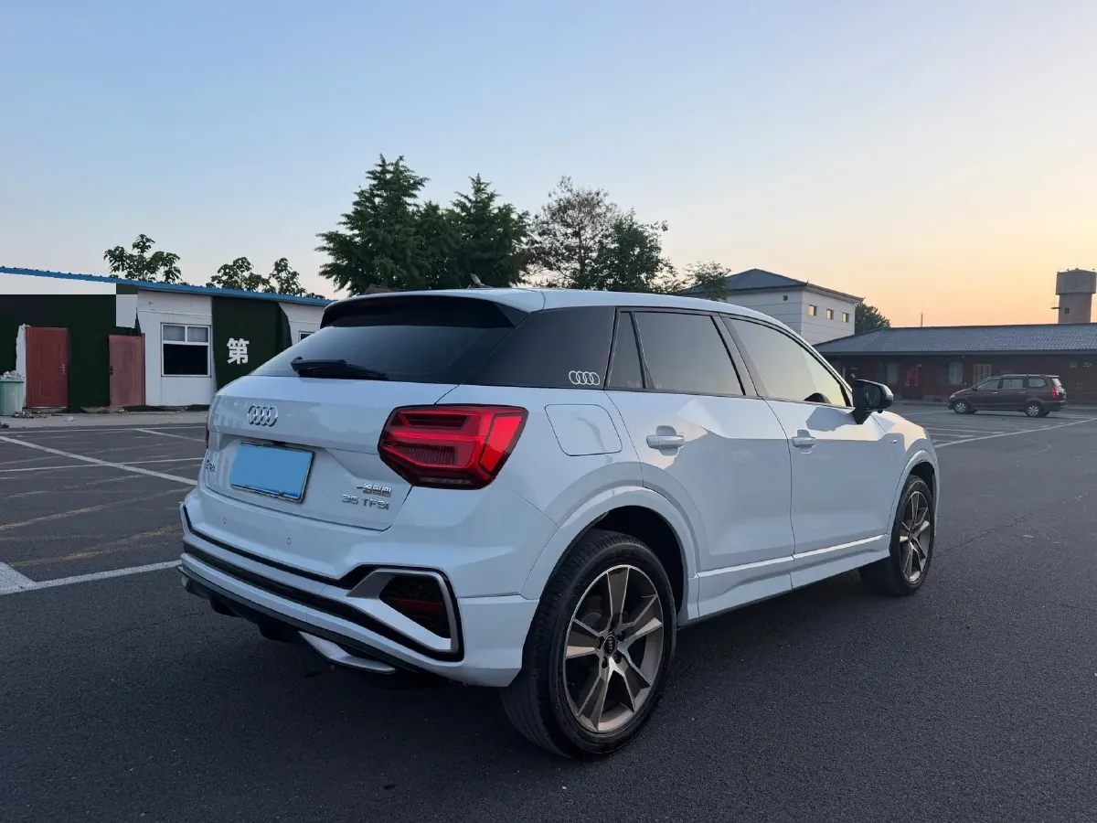 2023 Audi Q2L 1.5T 160HP L4 7DCT,autocango,china used car exporter,china ev exporter,chinese used car exporter,chinese used ev exporter