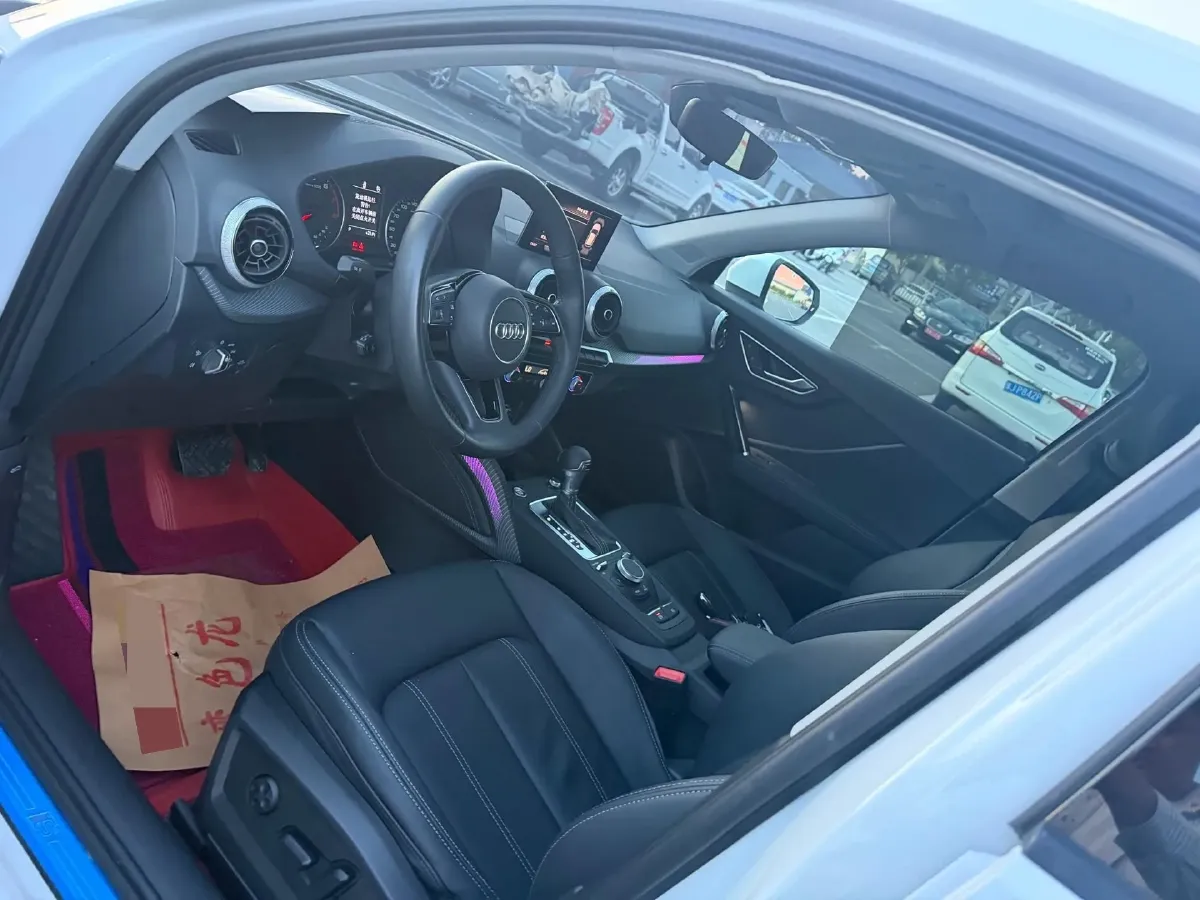 2023 Audi Q2L 1.5T 160HP L4 7DCT,autocango,china used car exporter,china ev exporter,chinese used car exporter,chinese used ev exporter