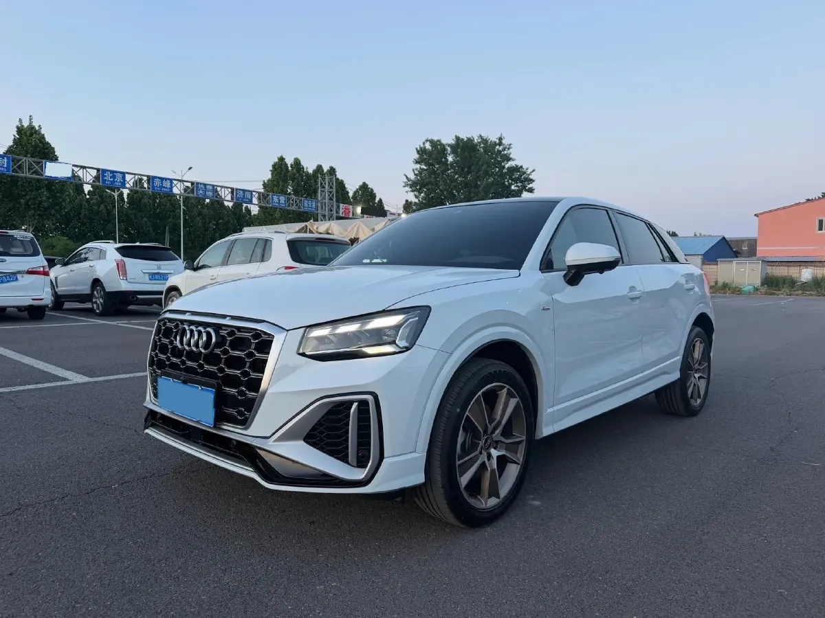 2023 Audi Q2L 1.5T 160HP L4 7DCT,autocango,china used car exporter,china ev exporter,chinese used car exporter,chinese used ev exporter