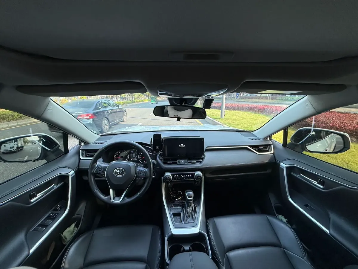 2023 Toyota Wildlander 2.0L 171HP L4 CVT,autocango,china used car exporter,china ev exporter,chinese used car exporter,chinese used ev exporter