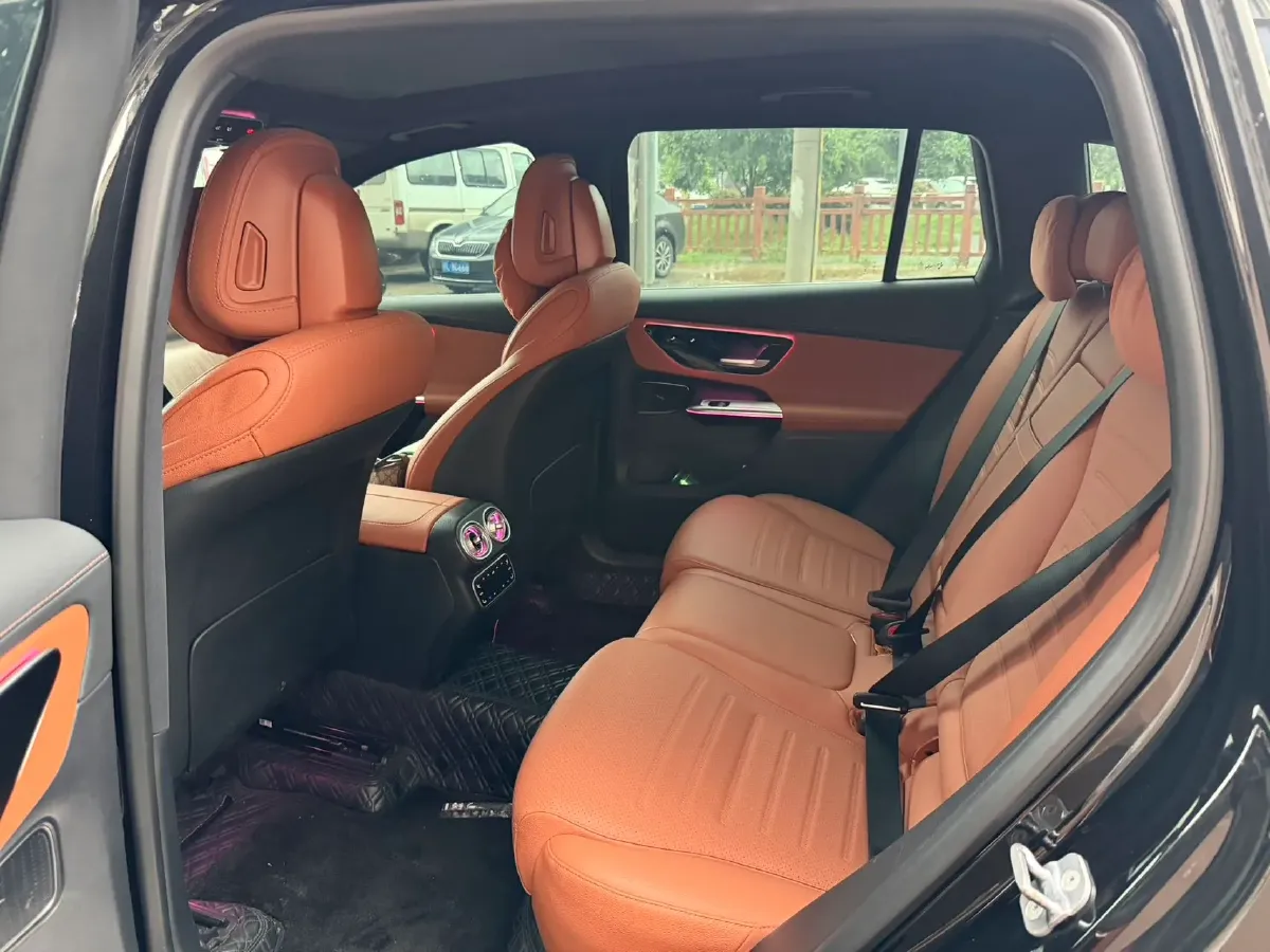 2024 Mercedes-Benz GLC Class 2.0T 258HP L4 9AT,autocango,china used car exporter,china ev exporter,chinese used car exporter,chinese used ev exporter