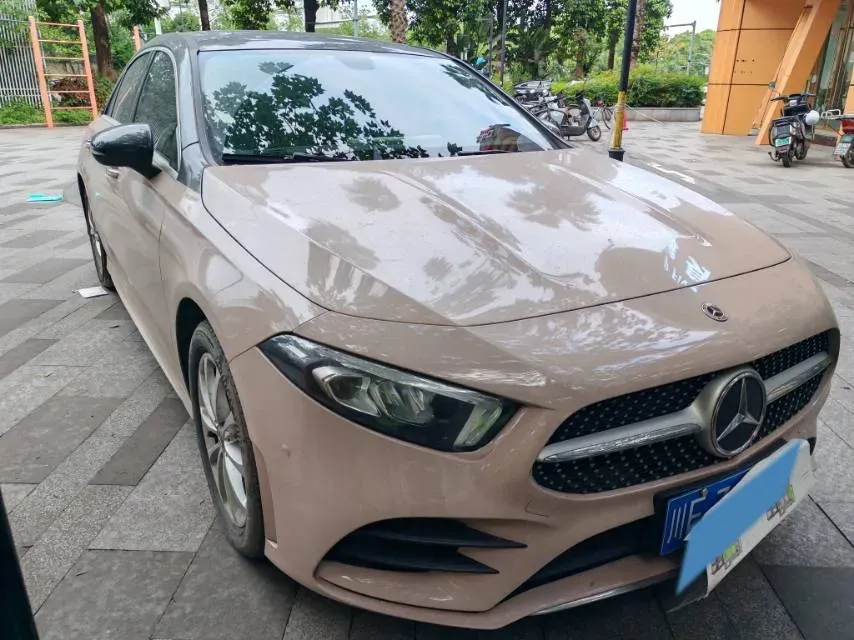 2022 Mercedes-Benz A Class 1.3T 163HP L4 7DCT,autocango,china used car exporter,china ev exporter,chinese used car exporter,chinese used ev exporter
