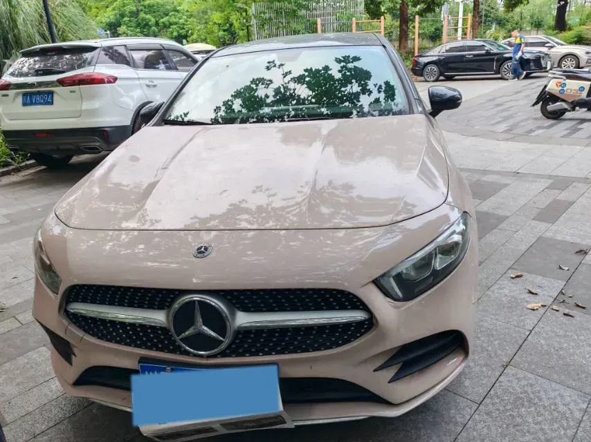 2022 Mercedes-Benz A Class 1.3T 163HP L4 7DCT,autocango,china used car exporter,china ev exporter,chinese used car exporter,chinese used ev exporter