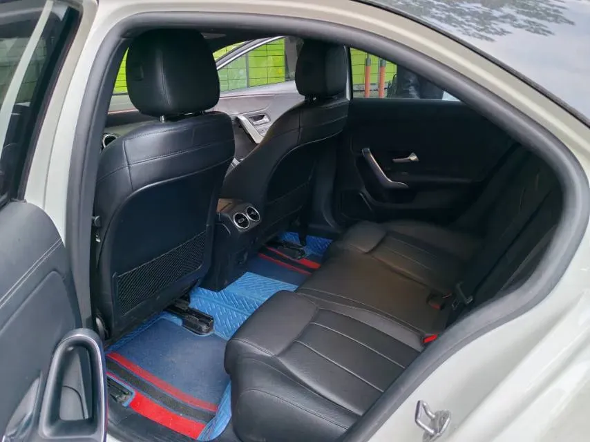 2022 Mercedes-Benz A Class 1.3T 163HP L4 7DCT,autocango,china used car exporter,china ev exporter,chinese used car exporter,chinese used ev exporter