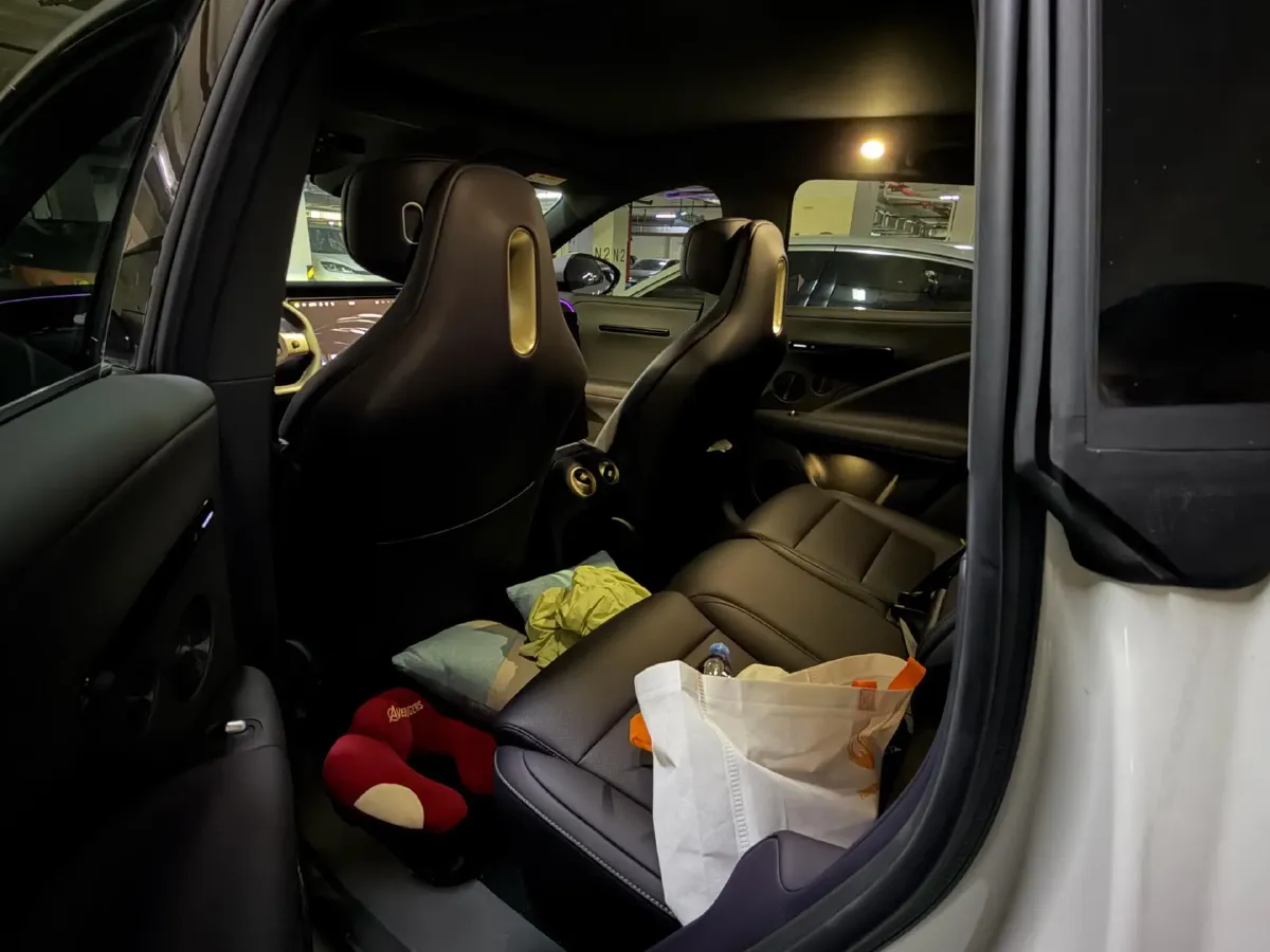 2026 Avatr 07 BEV,autocango,china used car exporter,china ev exporter,chinese used car exporter,chinese used ev exporter