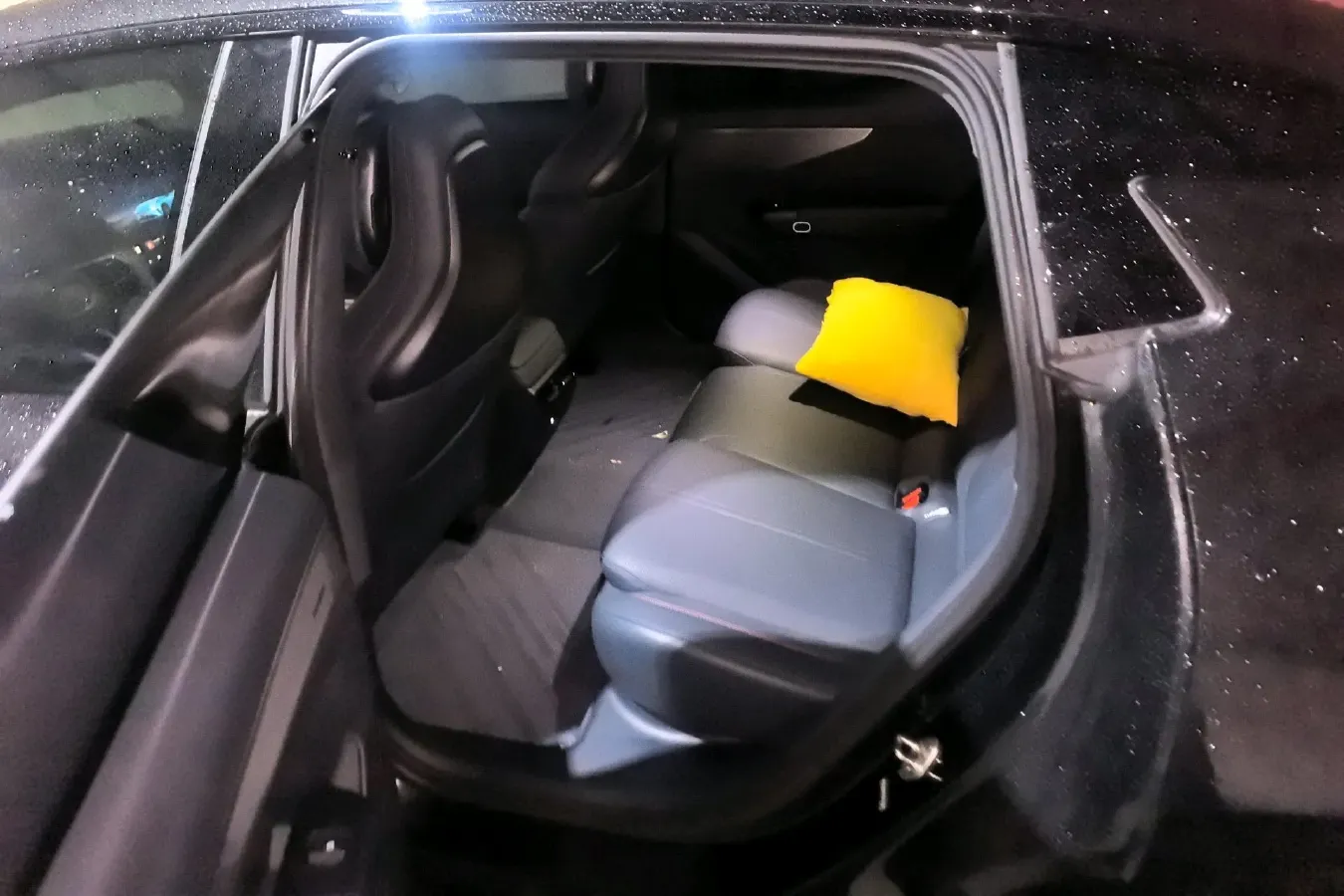 2026 LYNK&CO 07 EM-P 1.5T 163HP L4 3DHT PHEV,autocango,china used car exporter,china ev exporter,chinese used car exporter,chinese used ev exporter