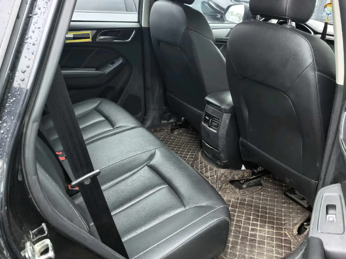 2020 Dongfeng YuFeng P16 2.4T 218HP L4 6MT,autocango,china used car exporter,china ev exporter,chinese used car exporter,chinese used ev exporter