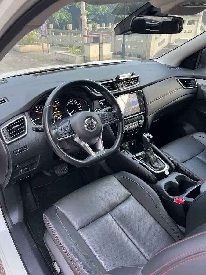 2022 Nissan Qashqai 2.0L 151HP L4 CVT,autocango,china used car exporter,china ev exporter,chinese used car exporter,chinese used ev exporter