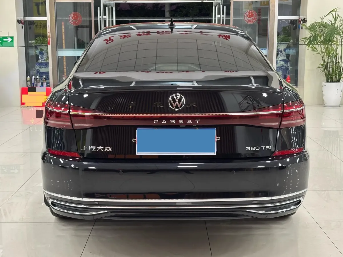 2025 Volkswagen Passat 2.0T 220HP L4 7DCT,autocango,china used car exporter,china ev exporter,chinese used car exporter,chinese used ev exporter