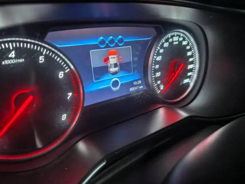 2020 HongQi H5 1.5T 169HP L4 7DCT,autocango,china used car exporter,china ev exporter,chinese used car exporter,chinese used ev exporter