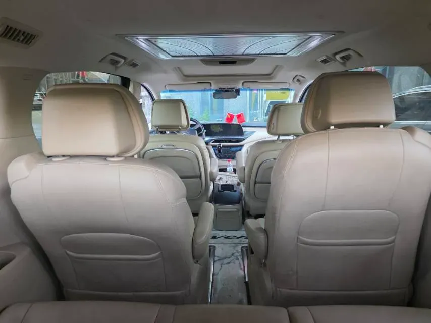 2022 Buick GL8 2.0T 237HP L4 9AT,autocango,china used car exporter,china ev exporter,chinese used car exporter,chinese used ev exporter