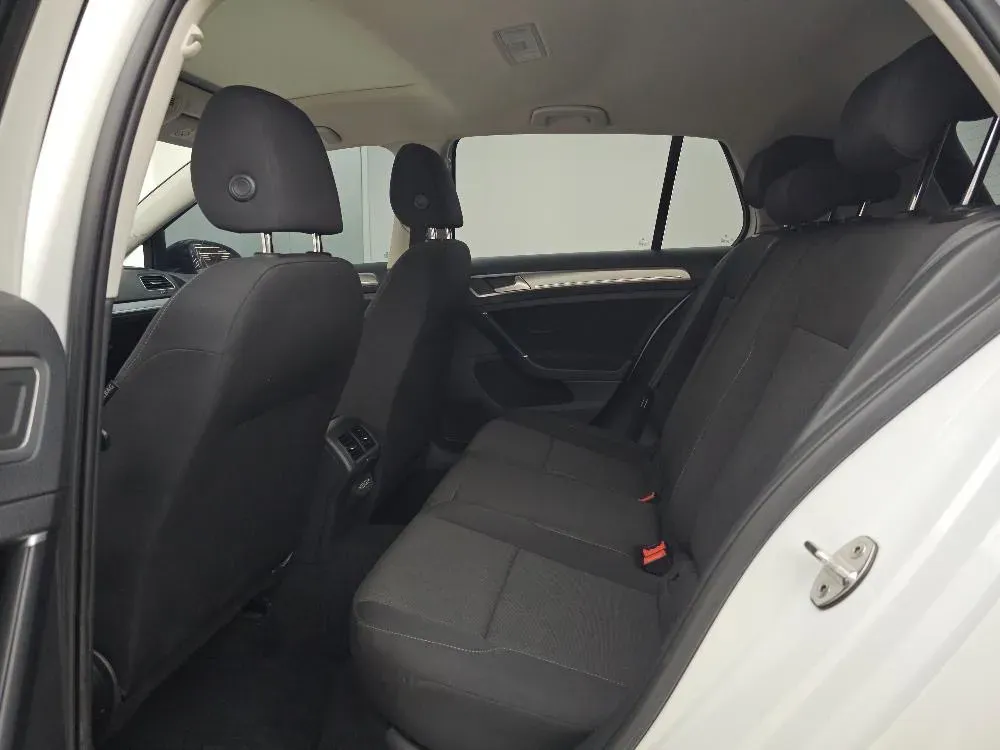 2020 Volkswagen Golf 1.2T 116HP L4 7DCT,autocango,china used car exporter,china ev exporter,chinese used car exporter,chinese used ev exporter