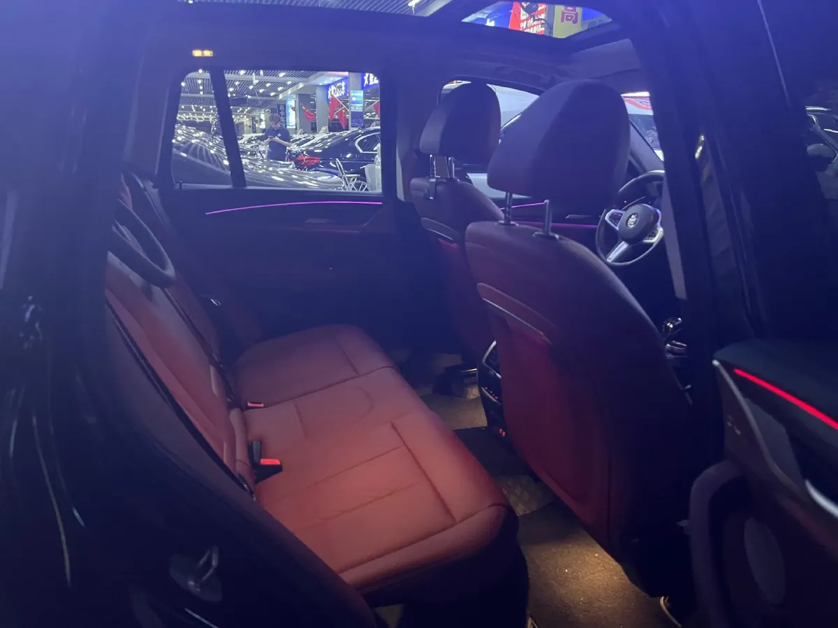 2022 BMW X3 2.0T 252HP L4 8AT,autocango,china used car exporter,china ev exporter,chinese used car exporter,chinese used ev exporter