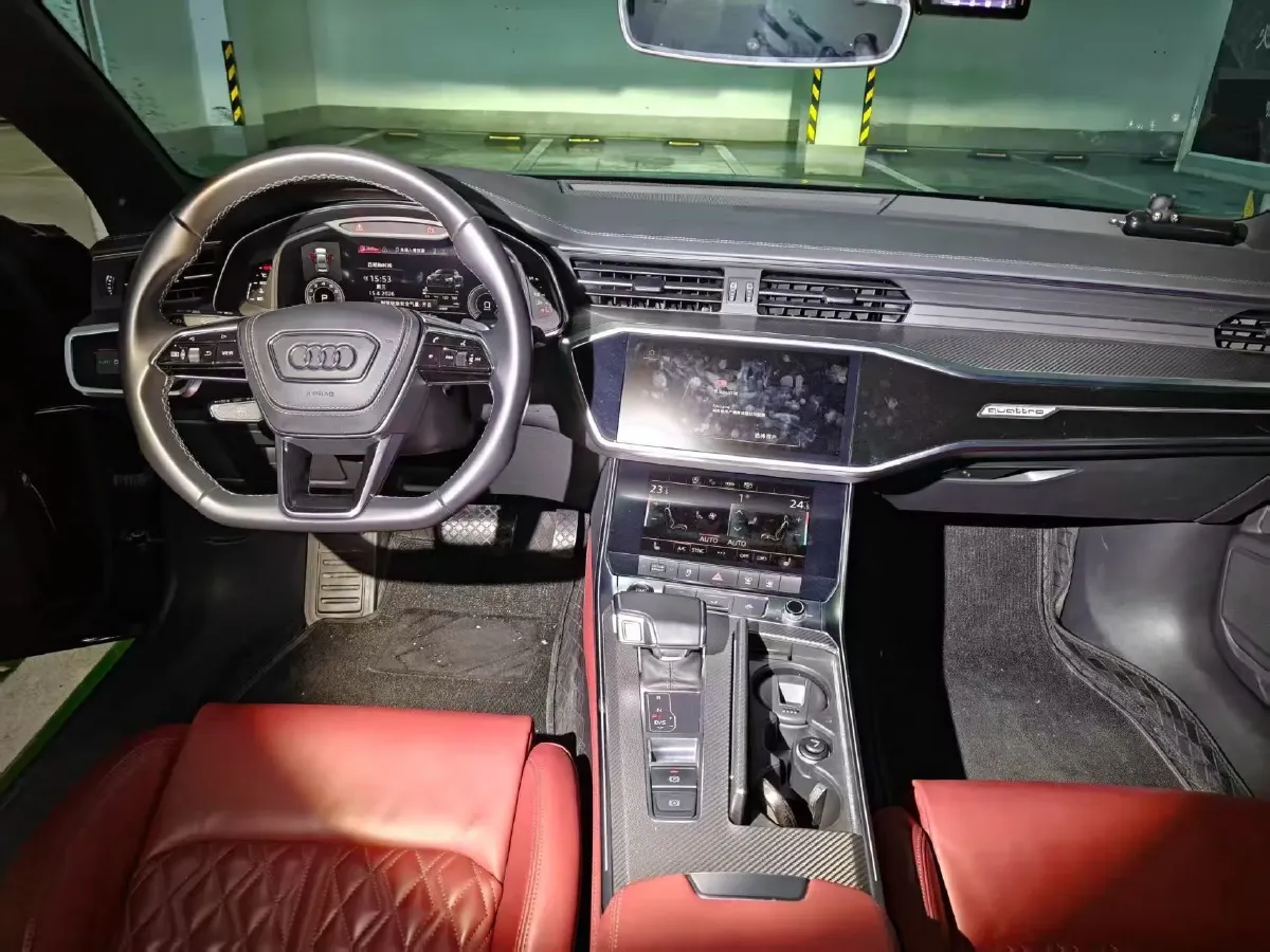 2024 Audi A7L 2.0T 245HP L4 7DCT,autocango,china used car exporter,china ev exporter,chinese used car exporter,chinese used ev exporter