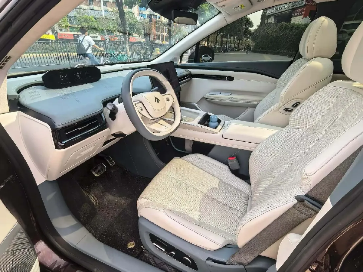 2023 HYPTEC HT BEV 80KWH,autocango,china used car exporter,china ev exporter,chinese used car exporter,chinese used ev exporter