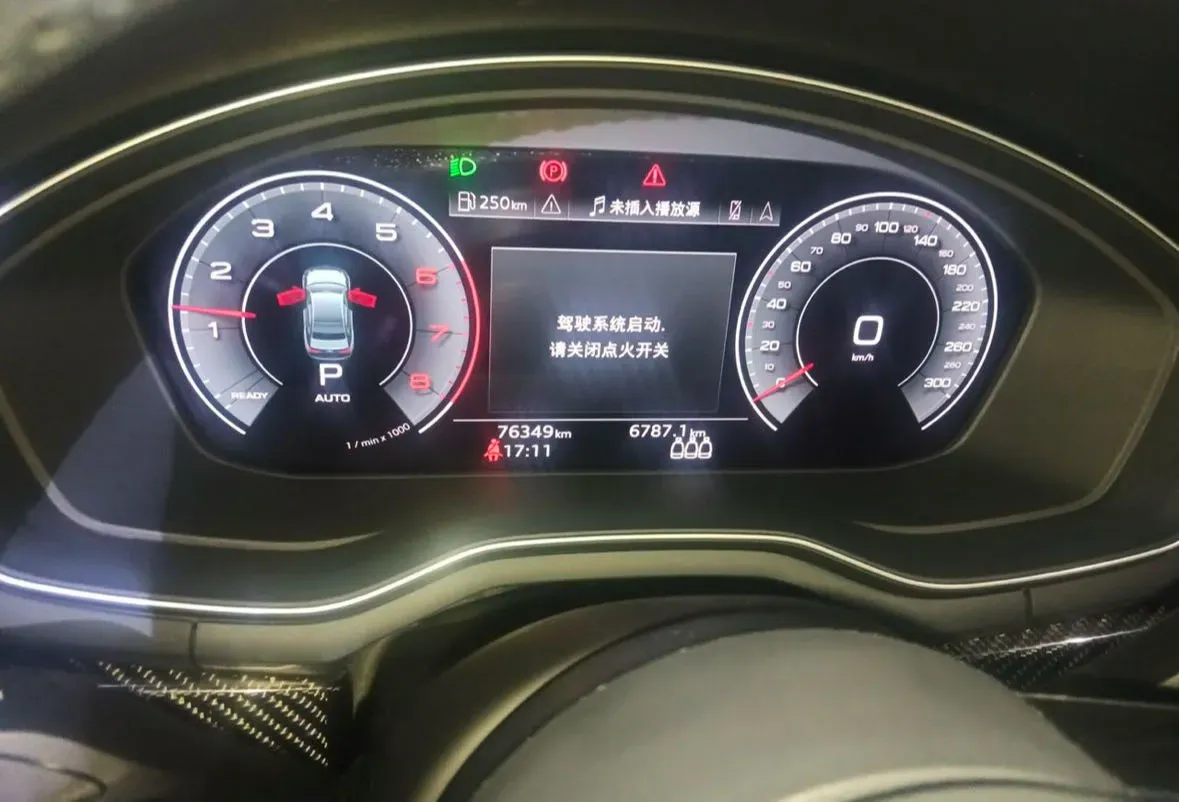 2022 Audi A4L 2.0T 190HP L4 7DCT,autocango,china used car exporter,china ev exporter,chinese used car exporter,chinese used ev exporter