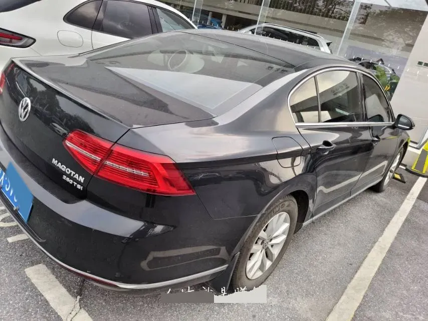 2018 Volkswagen Magotan 1.4T 150HP L4 7DCT,autocango,china used car exporter,china ev exporter,chinese used car exporter,chinese used ev exporter