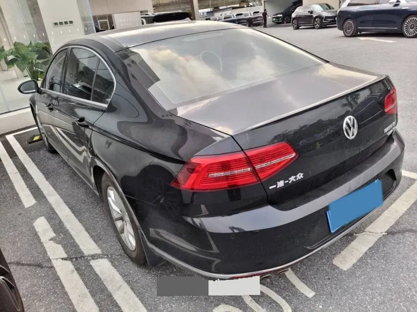 2018 Volkswagen Magotan 1.4T 150HP L4 7DCT,autocango,china used car exporter,china ev exporter,chinese used car exporter,chinese used ev exporter