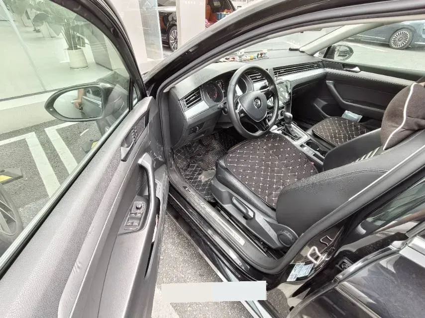 2018 Volkswagen Magotan 1.4T 150HP L4 7DCT,autocango,china used car exporter,china ev exporter,chinese used car exporter,chinese used ev exporter