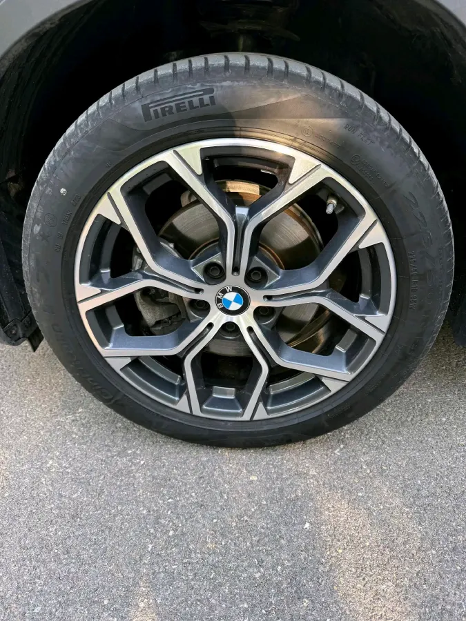 2022 BMW X1 1.5T 140HP L3 7DCT,autocango,china used car exporter,china ev exporter,chinese used car exporter,chinese used ev exporter