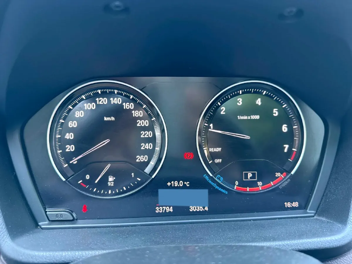 2022 BMW X1 1.5T 140HP L3 7DCT,autocango,china used car exporter,china ev exporter,chinese used car exporter,chinese used ev exporter