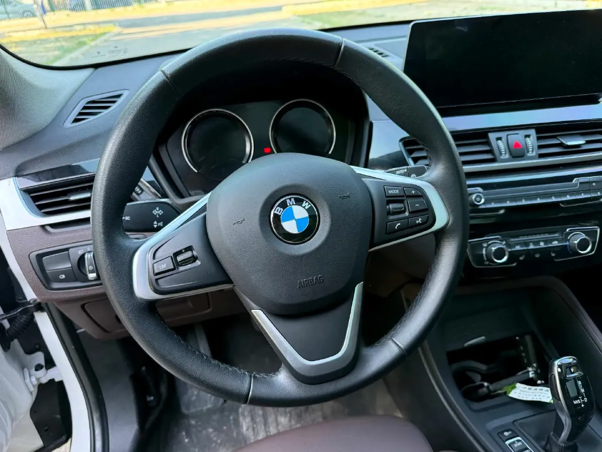 2022 BMW X1 1.5T 140HP L3 7DCT,autocango,china used car exporter,china ev exporter,chinese used car exporter,chinese used ev exporter