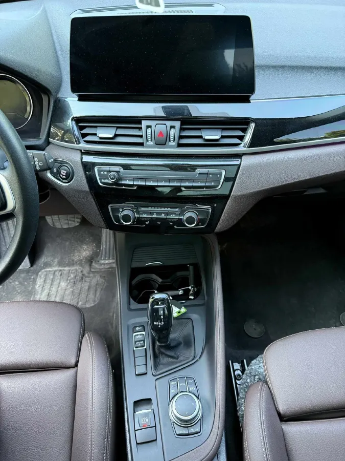 2022 BMW X1 1.5T 140HP L3 7DCT,autocango,china used car exporter,china ev exporter,chinese used car exporter,chinese used ev exporter