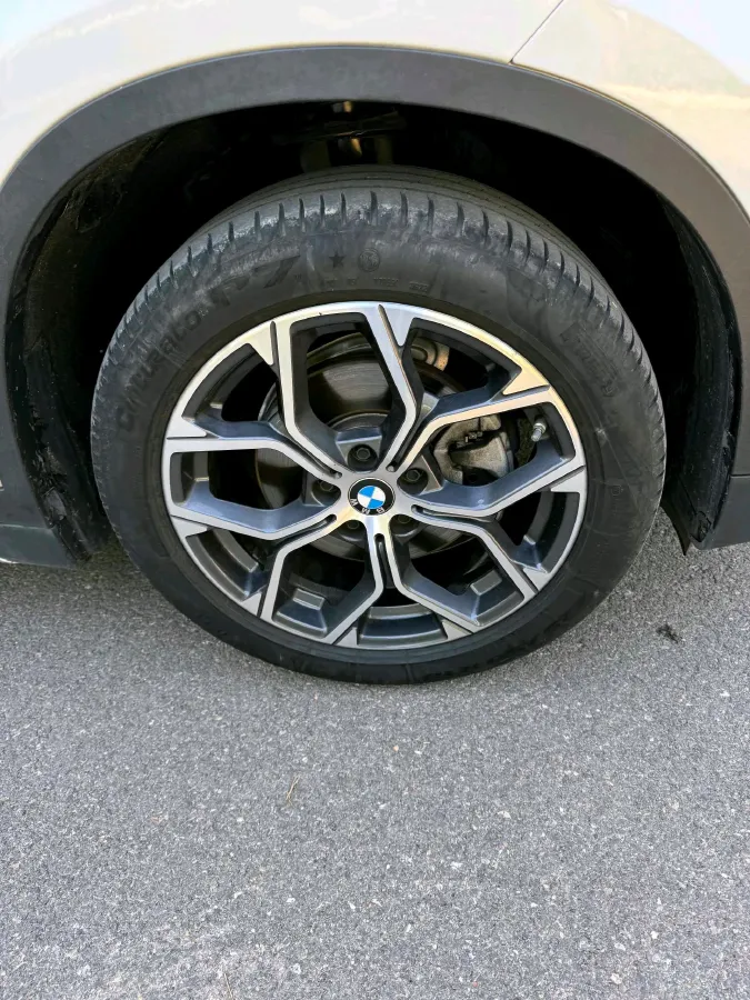 2022 BMW X1 1.5T 140HP L3 7DCT,autocango,china used car exporter,china ev exporter,chinese used car exporter,chinese used ev exporter