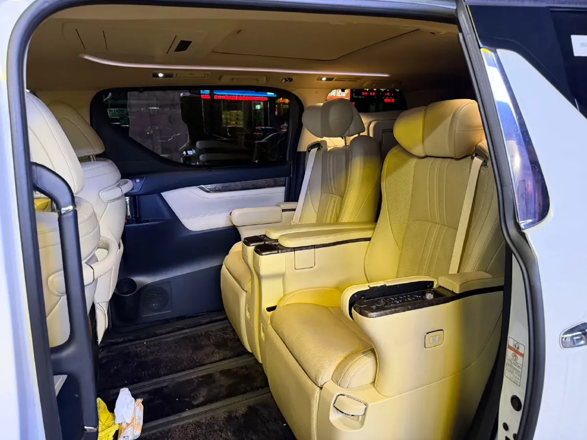 2021 Toyota Vellfire 2.5L 117HP L4 E-CVT Hybrid,autocango,china used car exporter,china ev exporter,chinese used car exporter,chinese used ev exporter