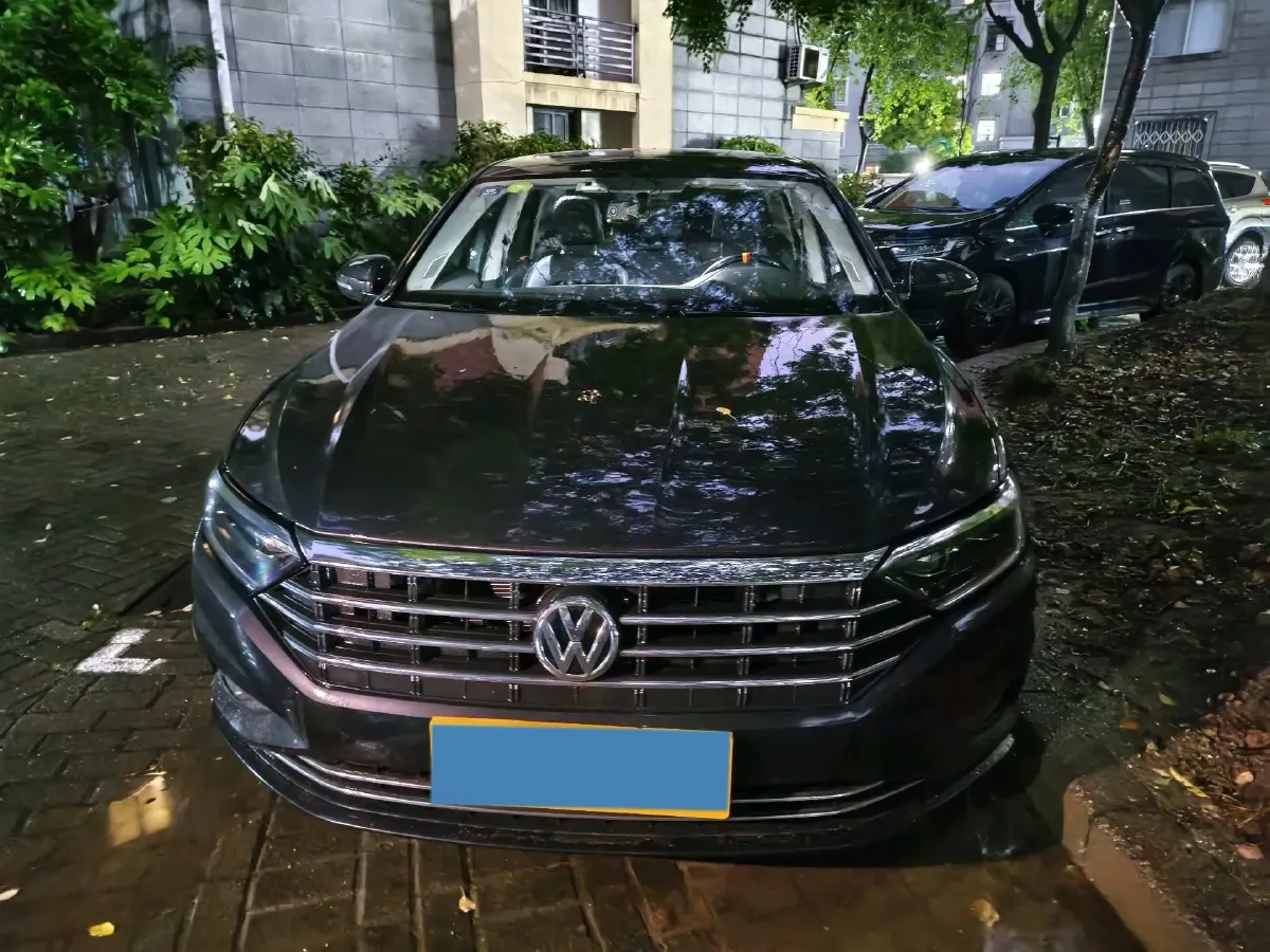 2019 Jeep Renegade 1.3T 173HP L4 7DCT,autocango,china used car exporter,china ev exporter,chinese used car exporter,chinese used ev exporter