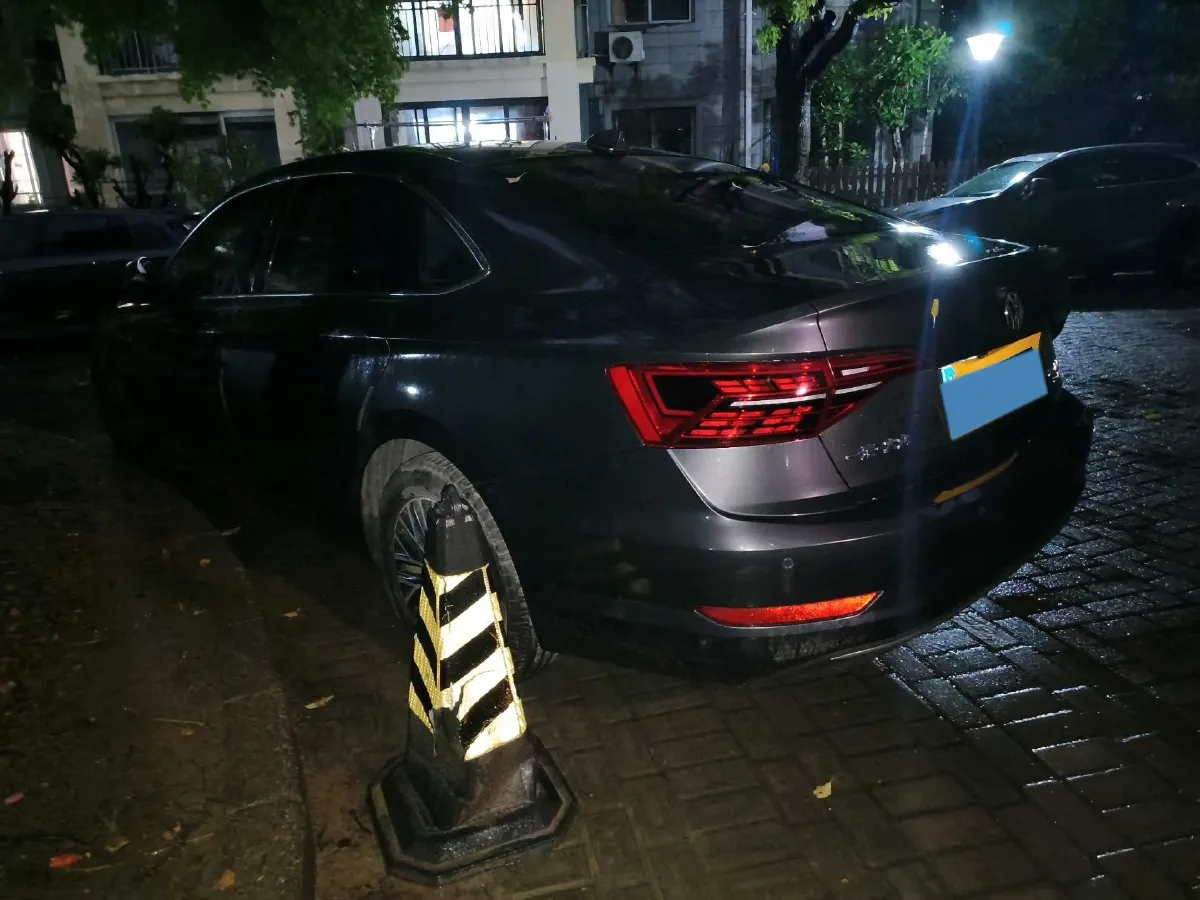 2019 Jeep Renegade 1.3T 173HP L4 7DCT,autocango,china used car exporter,china ev exporter,chinese used car exporter,chinese used ev exporter