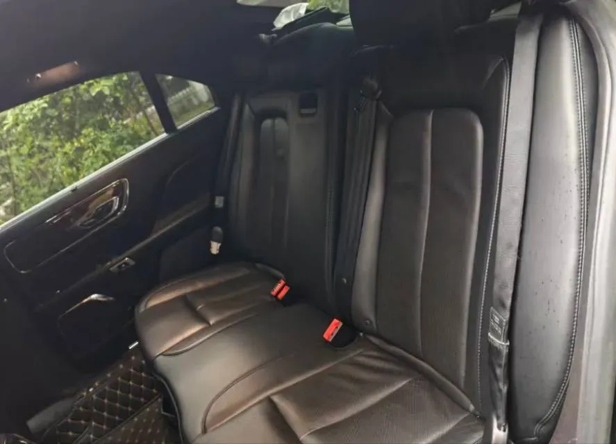 2017 Lincoln Continental 2.0T 261HP L4 6AT,autocango,china used car exporter,china ev exporter,chinese used car exporter,chinese used ev exporter