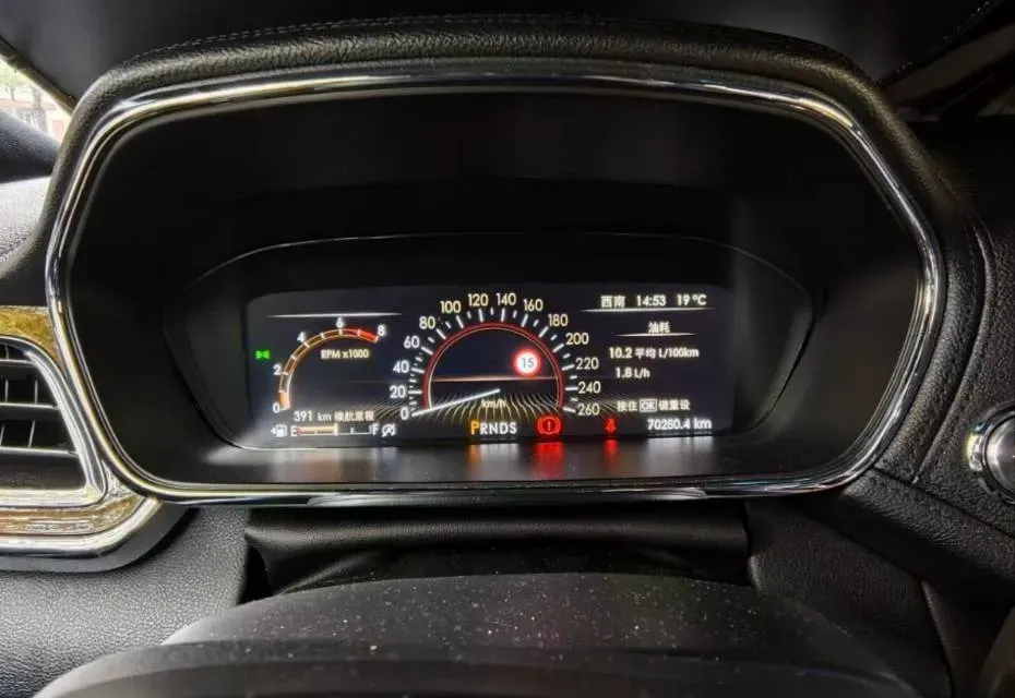 2017 Lincoln Continental 2.0T 261HP L4 6AT,autocango,china used car exporter,china ev exporter,chinese used car exporter,chinese used ev exporter