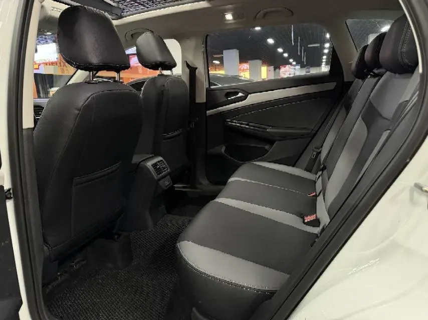 2023 Jetta VS7 1.4T 150HP L4 6AT,autocango,china used car exporter,china ev exporter,chinese used car exporter,chinese used ev exporter