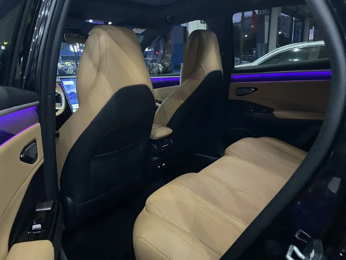 2023 Geely Galaxy L7 1.5T 163HP L4 3DHT PHEV 18.7KWH,autocango,china used car exporter,china ev exporter,chinese used car exporter,chinese used ev exporter