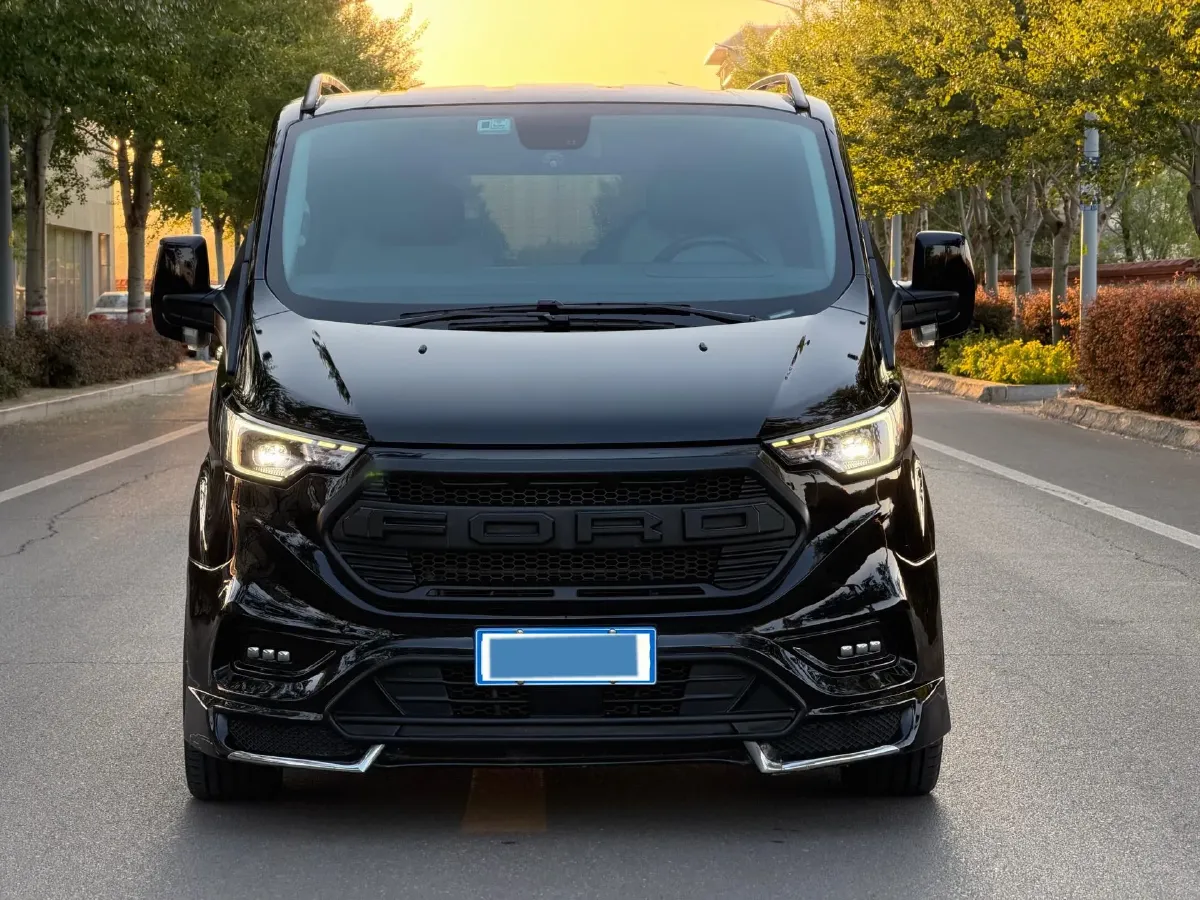 2024 Ford Tourneo 2.0T 220HP L4 9AT,autocango,china used car exporter,china ev exporter,chinese used car exporter,chinese used ev exporter