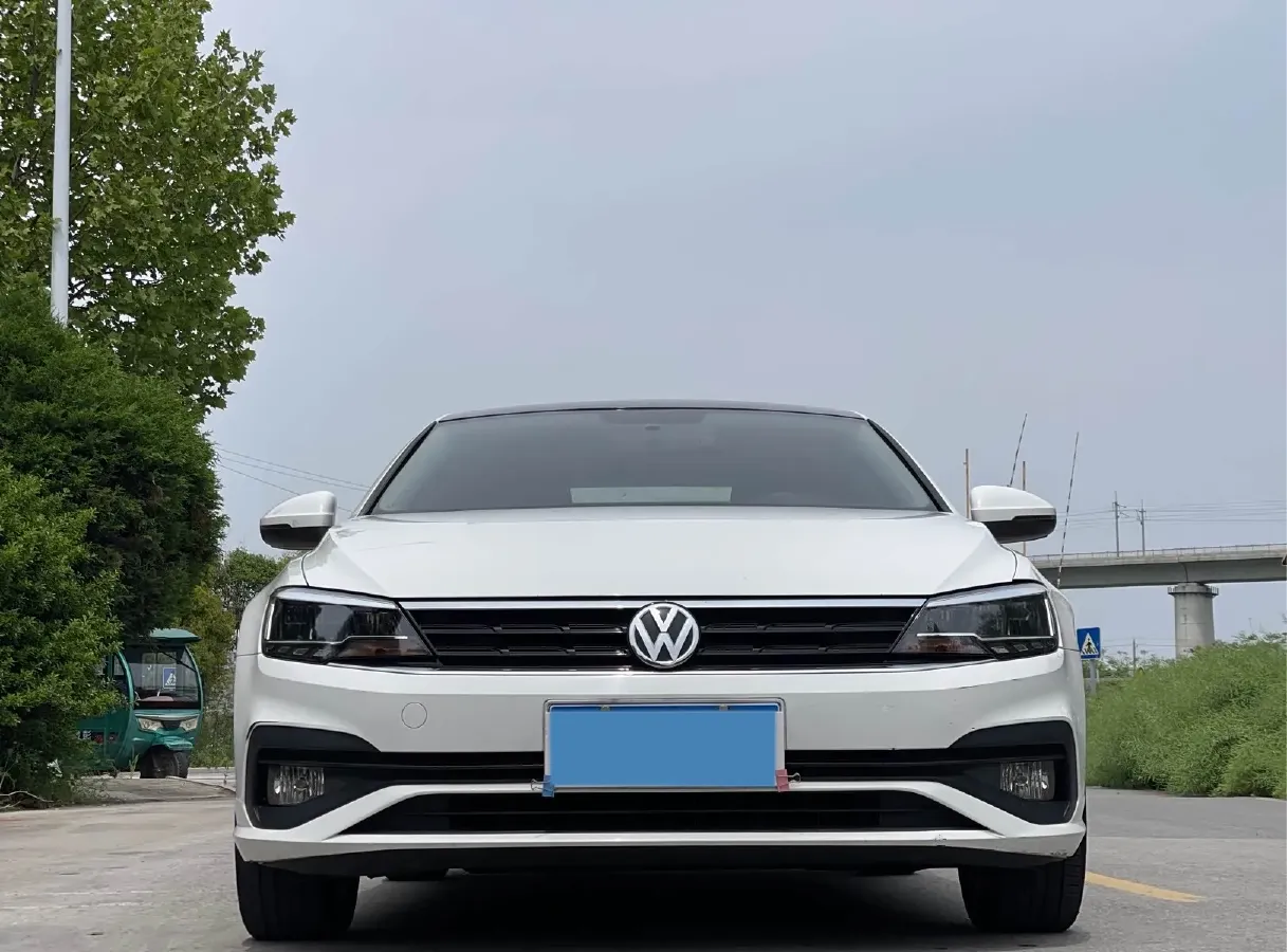 2019 Volkswagen T-Cross 1.4T 150HP L4 7DCT,autocango,china used car exporter,china ev exporter,chinese used car exporter,chinese used ev exporter