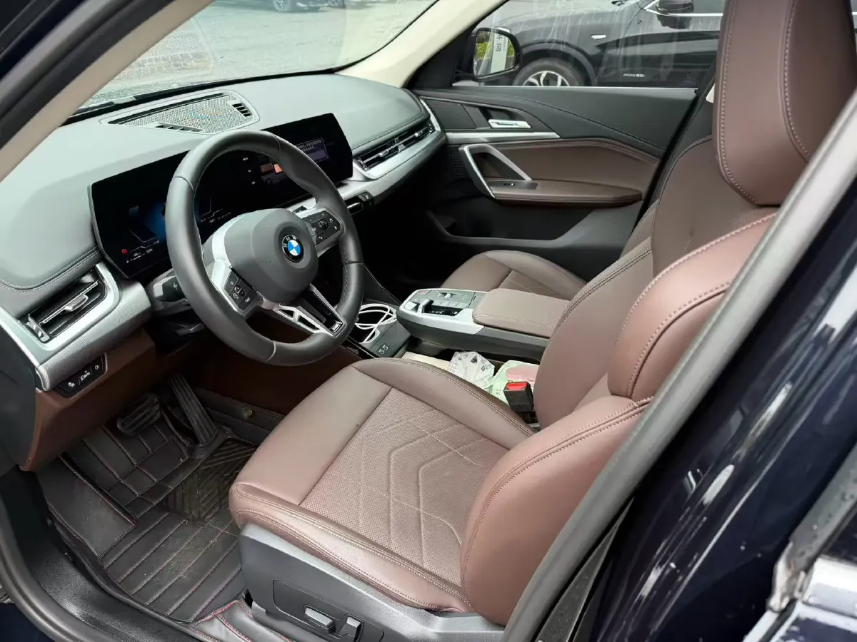 2024 BMW X1 2.0T 204HP L4 7DCT,autocango,china used car exporter,china ev exporter,chinese used car exporter,chinese used ev exporter