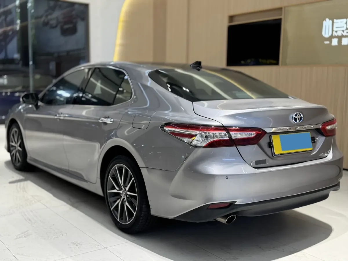2021 Toyota Camry 2.5L 178HP L4 E-CVT Hybrid,autocango,china used car exporter,china ev exporter,chinese used car exporter,chinese used ev exporter