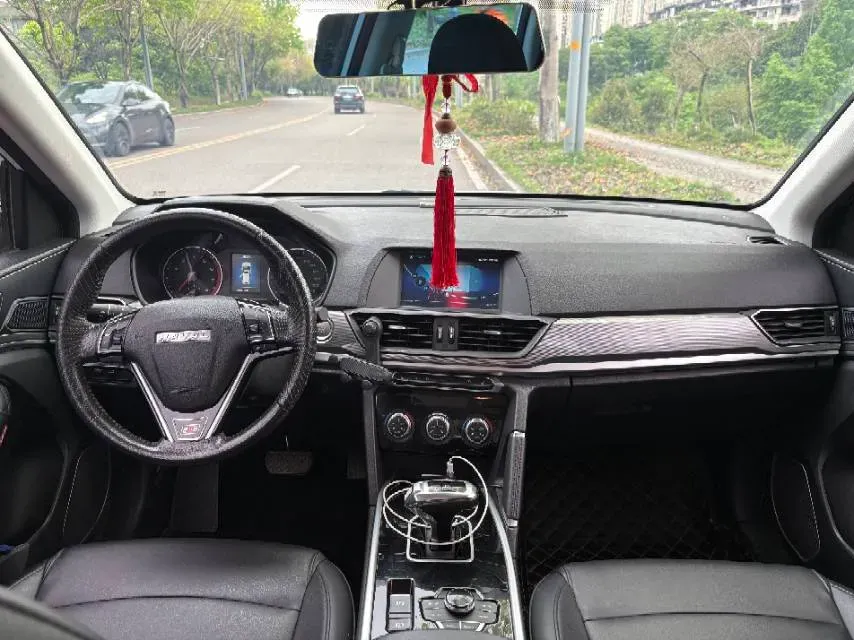 2018 Haval H6 1.5T 150HP L4 7DCT,autocango,china used car exporter,china ev exporter,chinese used car exporter,chinese used ev exporter