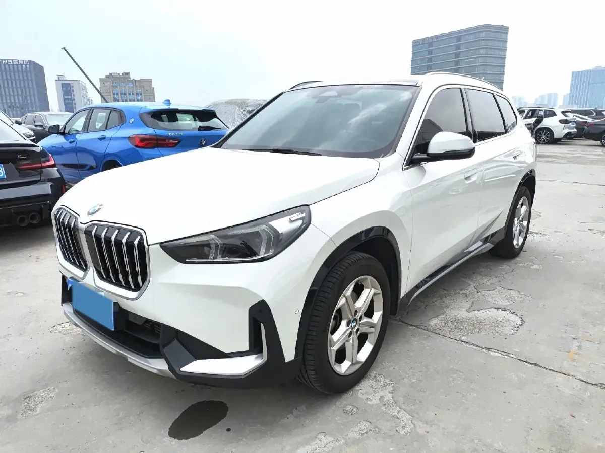 2023 BMW X1 1.5T 156HP L3 7DCT,autocango,china used car exporter,china ev exporter,chinese used car exporter,chinese used ev exporter