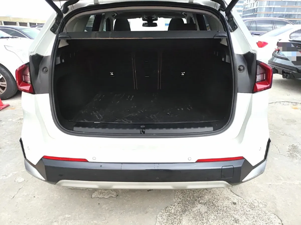 2023 BMW X1 1.5T 156HP L3 7DCT,autocango,china used car exporter,china ev exporter,chinese used car exporter,chinese used ev exporter