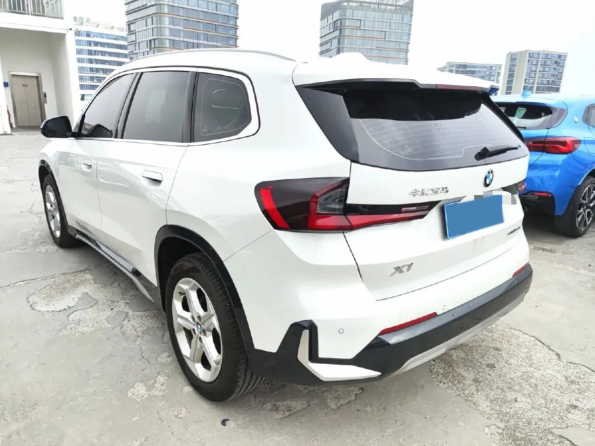 2023 BMW X1 1.5T 156HP L3 7DCT,autocango,china used car exporter,china ev exporter,chinese used car exporter,chinese used ev exporter