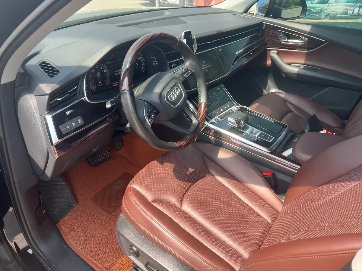 2020 Audi Q7 3.0T 340HP V6 8AT,autocango,china used car exporter,china ev exporter,chinese used car exporter,chinese used ev exporter