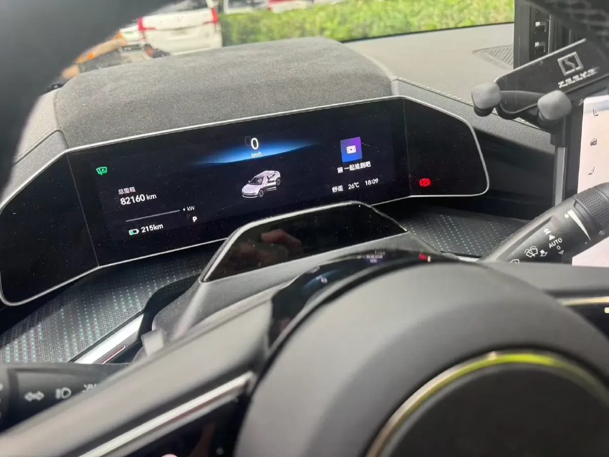 2022 Zeekr 001 BEV 86KWH,autocango,china used car exporter,china ev exporter,chinese used car exporter,chinese used ev exporter