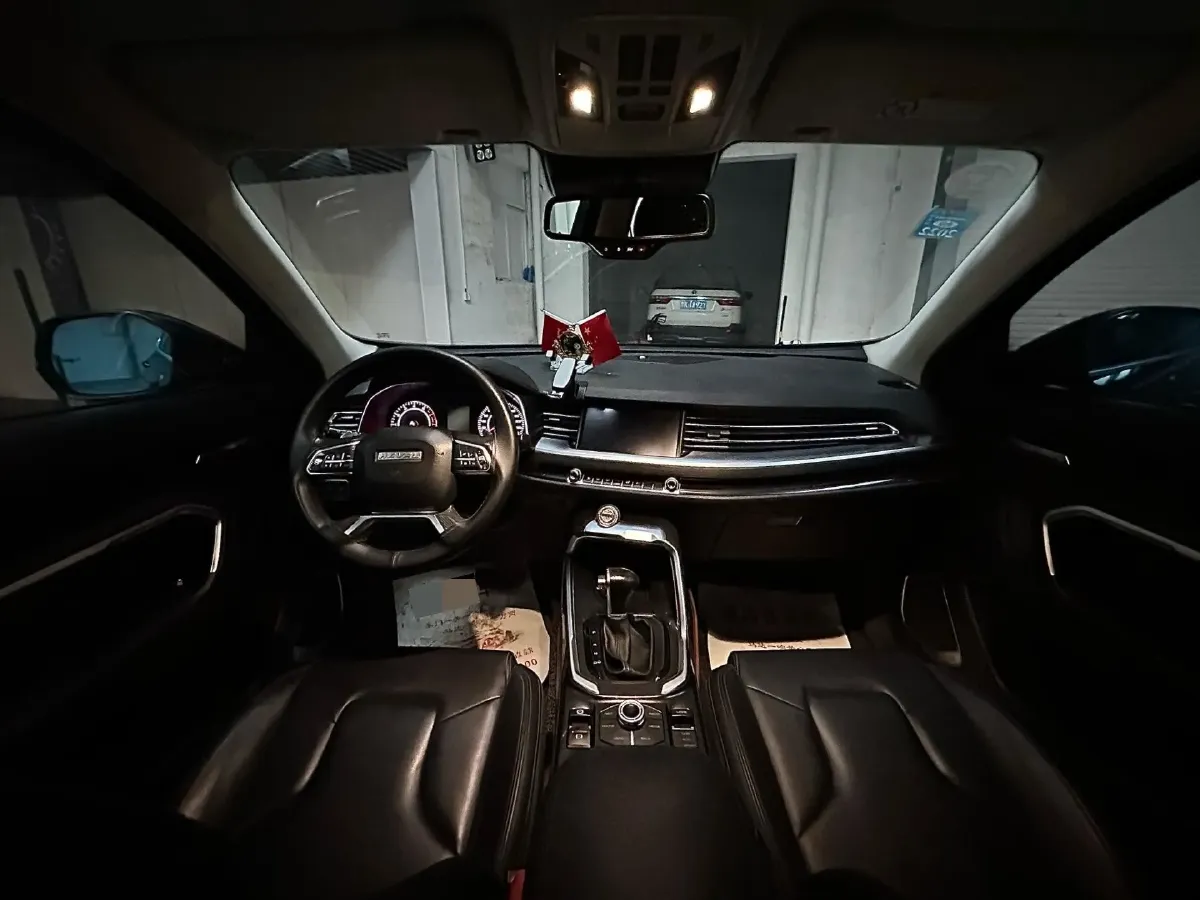 2017 Haval H6 1.5T 169HP L4 7DCT,autocango,china used car exporter,china ev exporter,chinese used car exporter,chinese used ev exporter