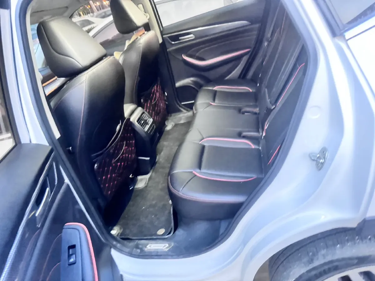 2021 Haval F7x 2.0T 224HP L4 7DCT,autocango,china used car exporter,china ev exporter,chinese used car exporter,chinese used ev exporter