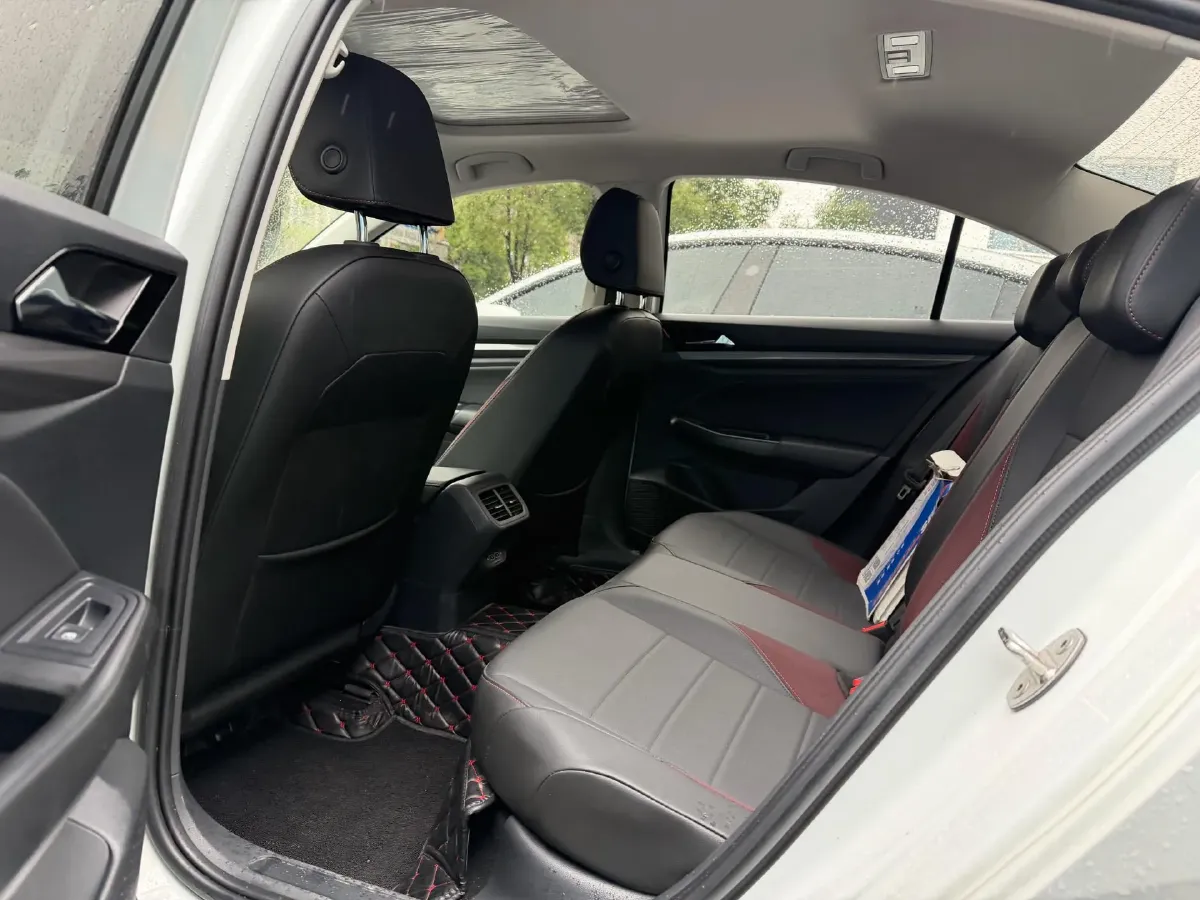 2020 Volkswagen Bora 1.5L 113HP L4 6AT,autocango,china used car exporter,china ev exporter,chinese used car exporter,chinese used ev exporter