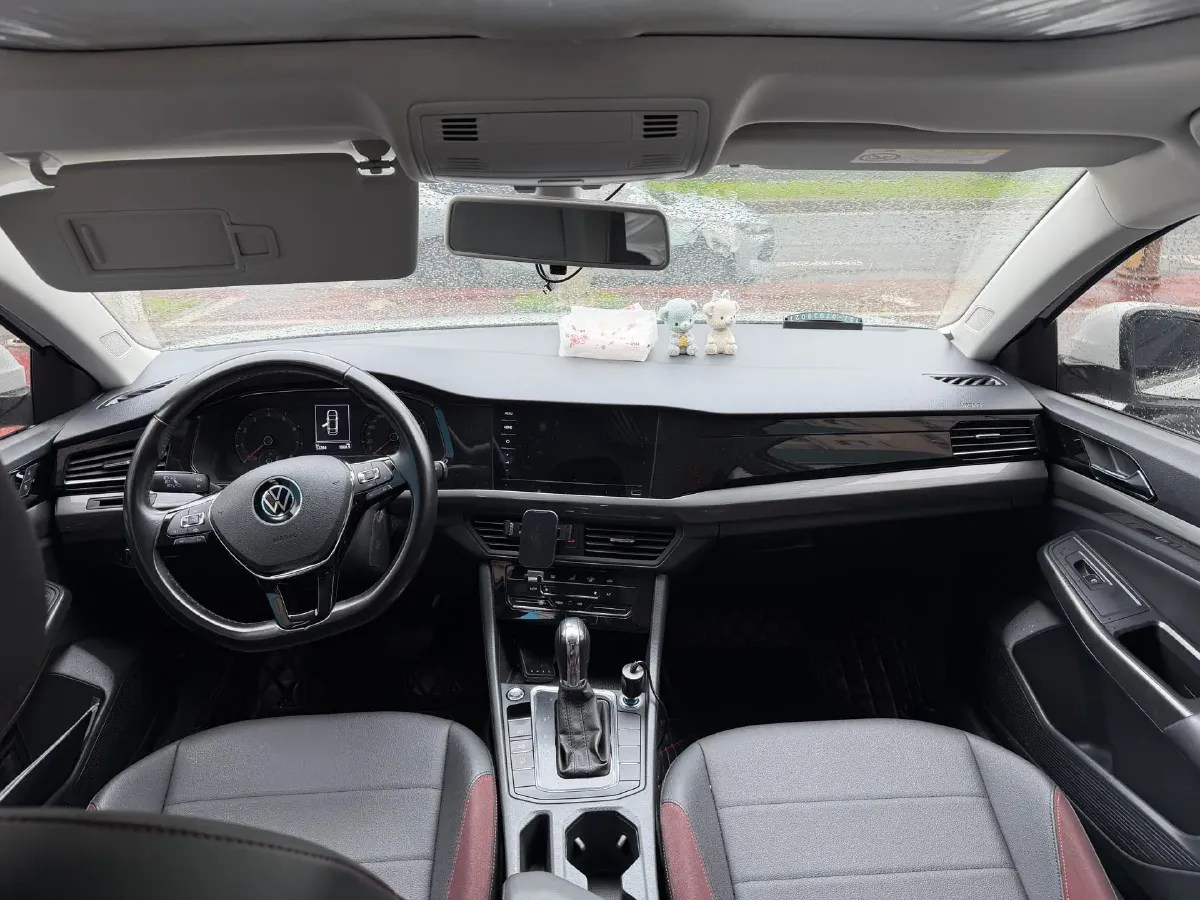 2020 Volkswagen Bora 1.5L 113HP L4 6AT,autocango,china used car exporter,china ev exporter,chinese used car exporter,chinese used ev exporter