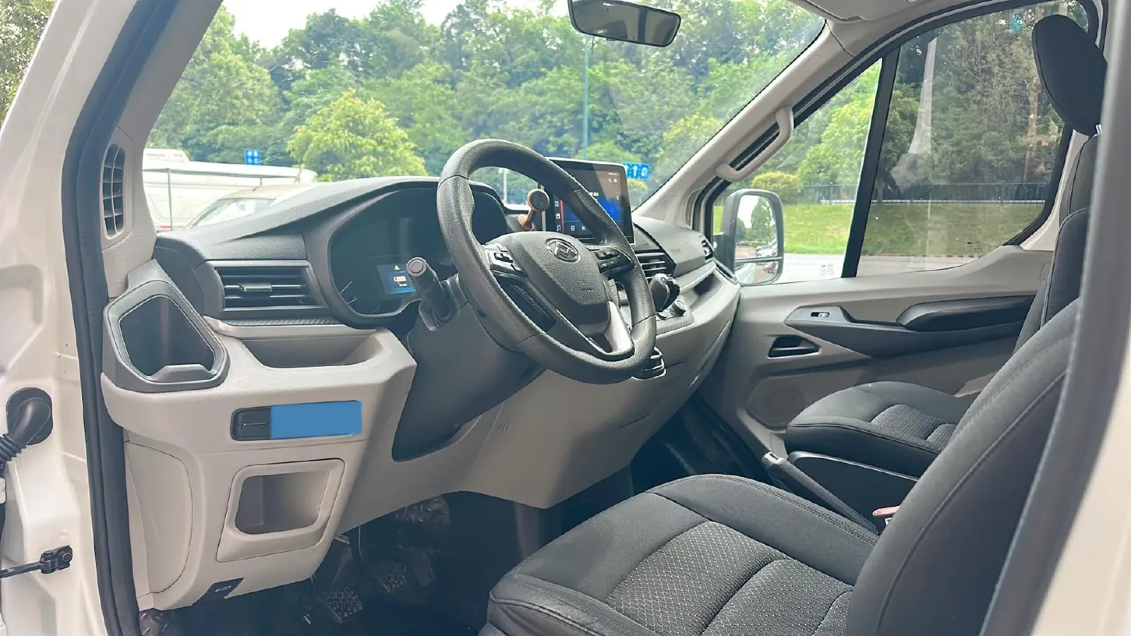 2020 DongFeng DFAC YuFeng 2.5T 136HP L4 6MT,autocango,china used car exporter,china ev exporter,chinese used car exporter,chinese used ev exporter